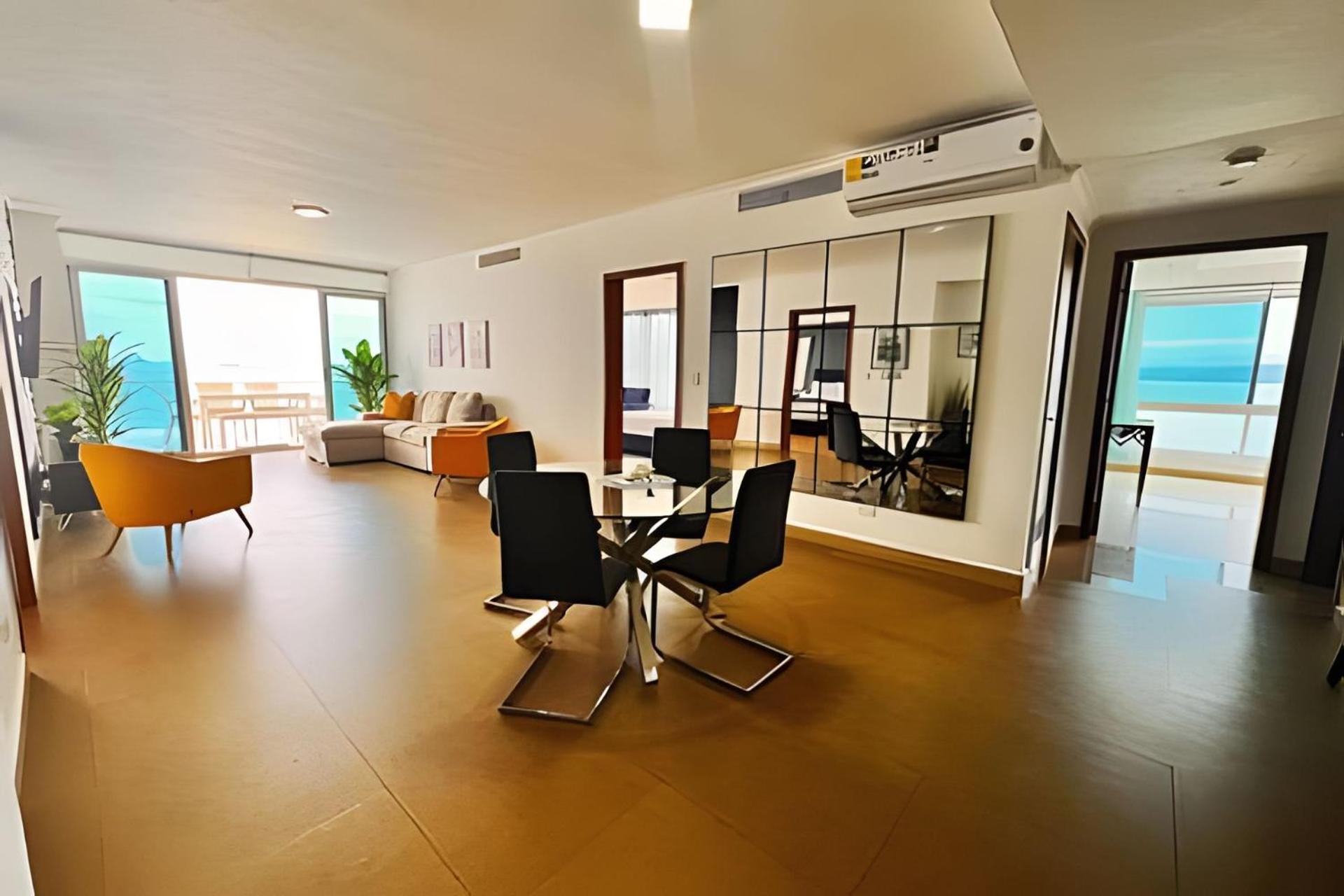 In The Causeway Amador Apartment *